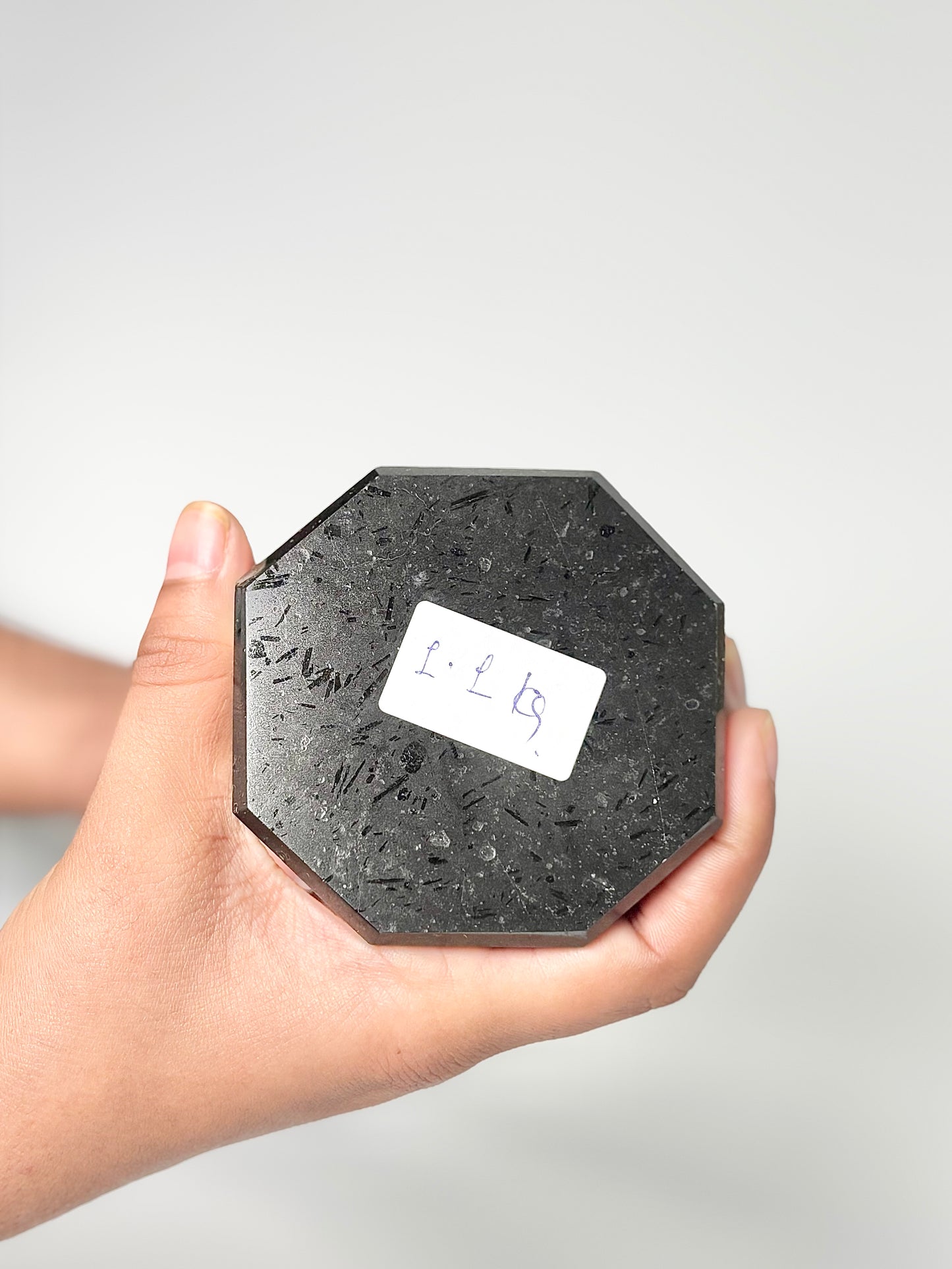 Eight Facet Black Tourmaline Tower – 1.3 kg - Bold Presence & Timeless Design
