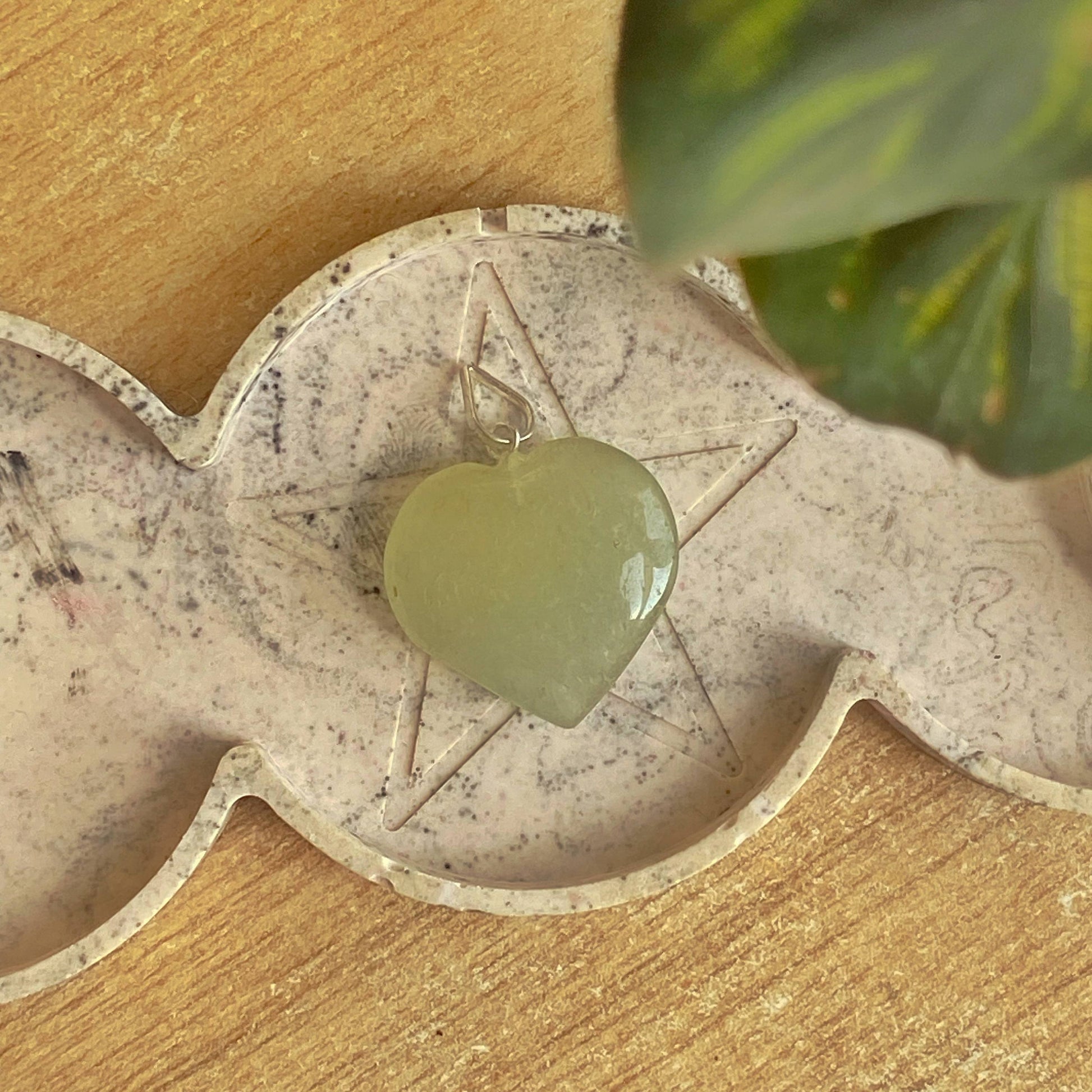 Green Aventurine Heart Pendant With Black Cord Crystal & Stones