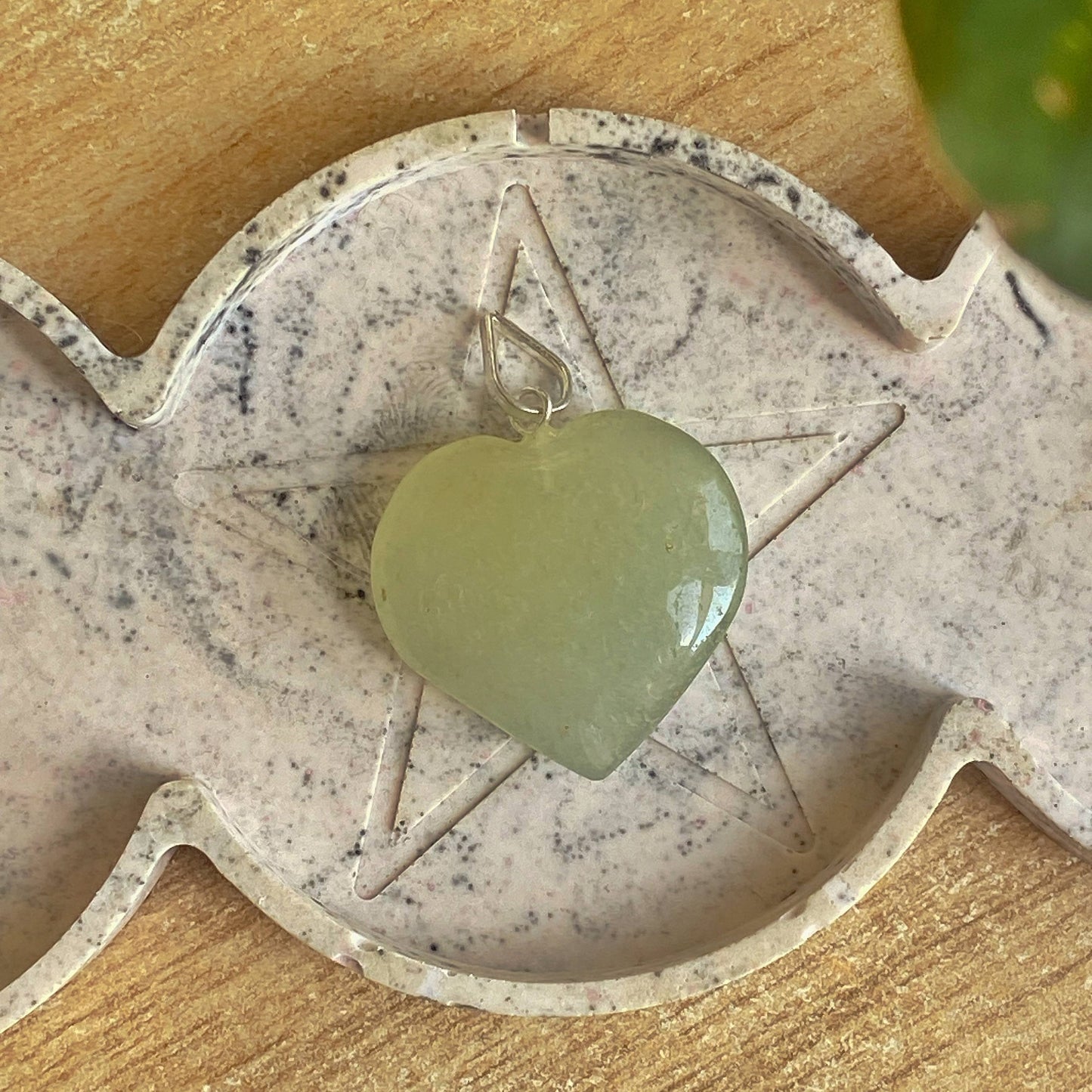 Green Aventurine Heart Pendant With Black Cord Crystal & Stones