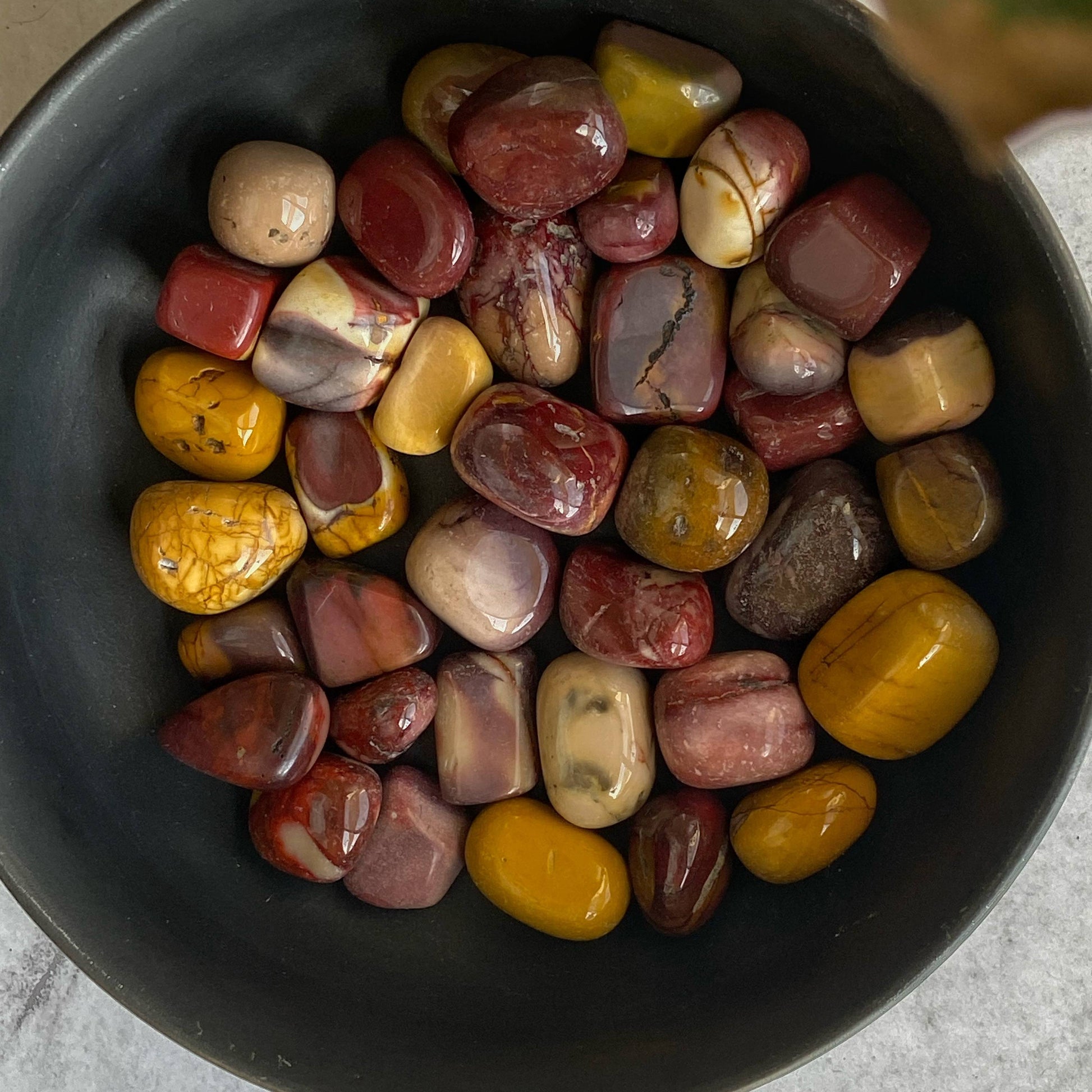 Mookaite Tumble Stone | Protection Strength & Courage Crystal Stones