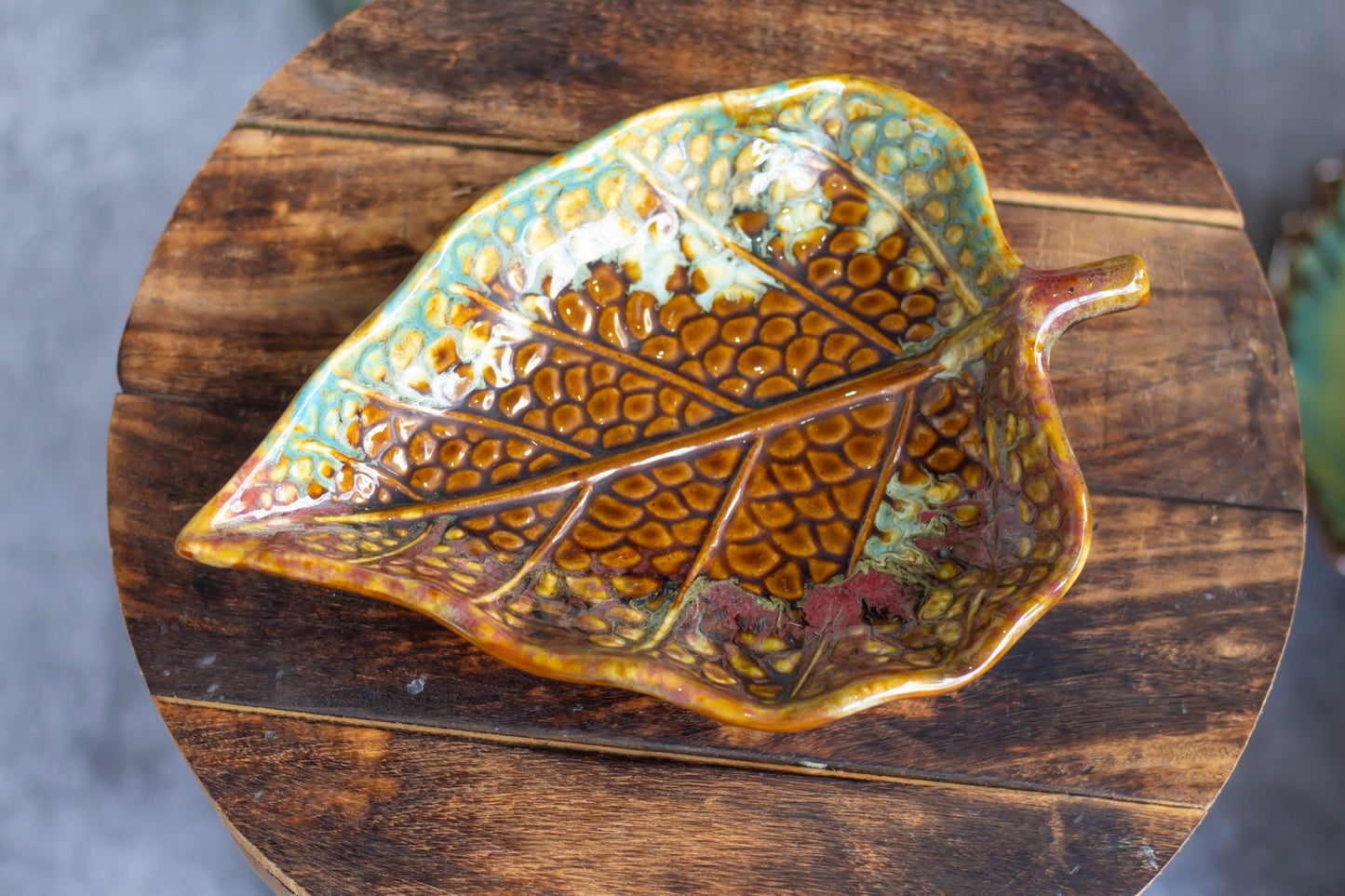 Leaf Shaped Ceramic Plate | Offering Altarware Altar