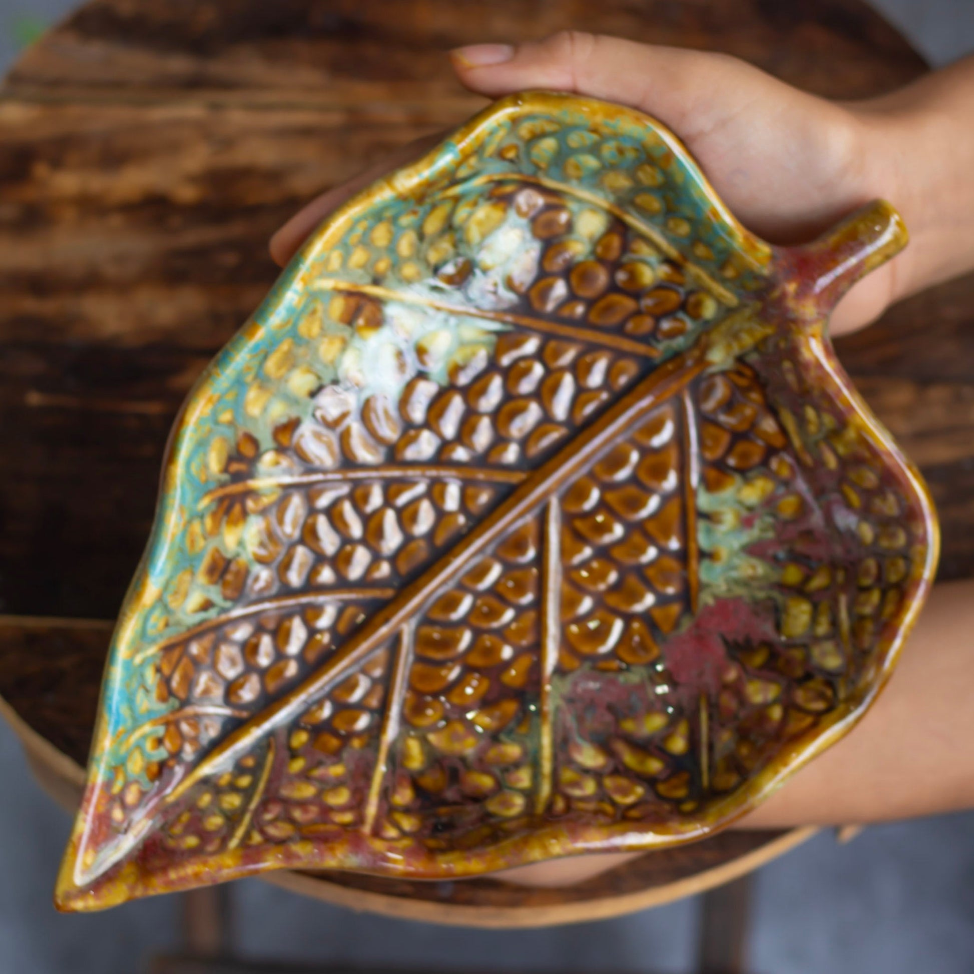 Leaf Shaped Ceramic Plate | Offering Altarware Altar