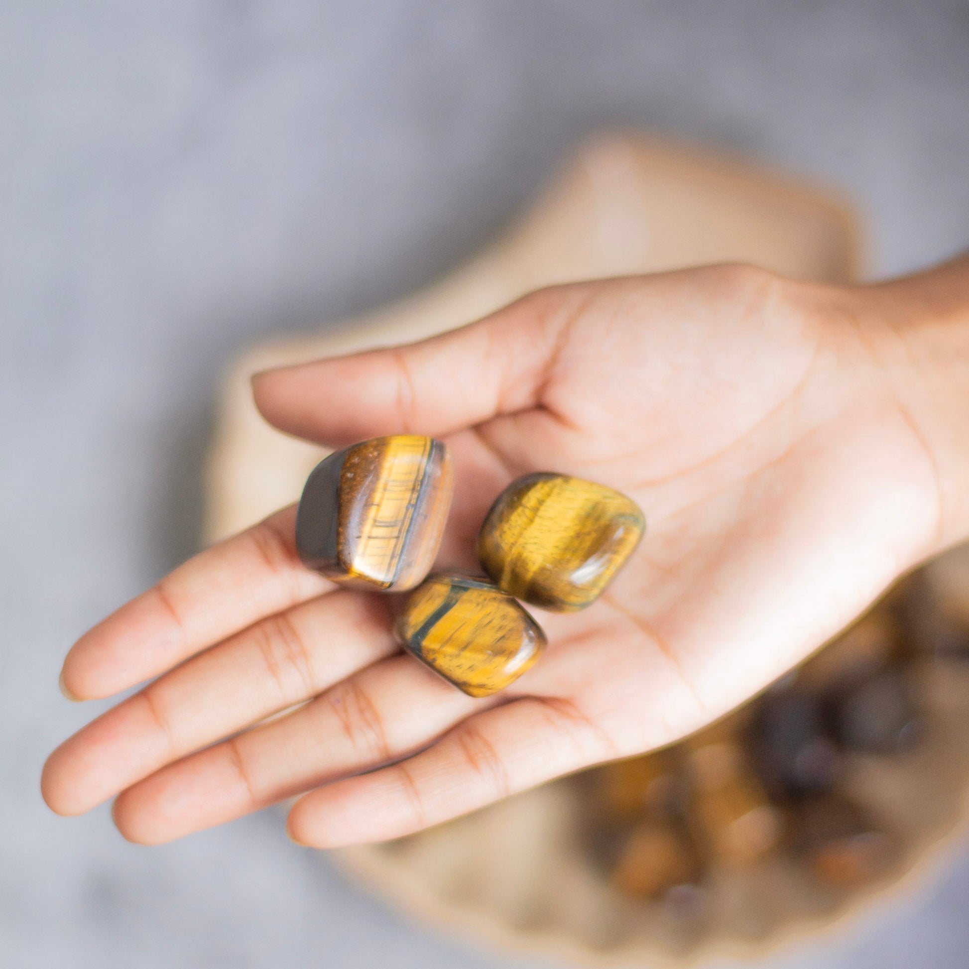 tiger lily stone Tiger's eye Tumble Stone