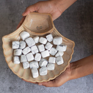 Howlite Tumble Stone | Expressing & Anger Management