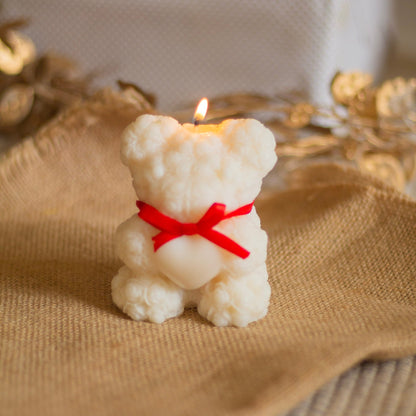 Little peony carved Teddy Soy Candle