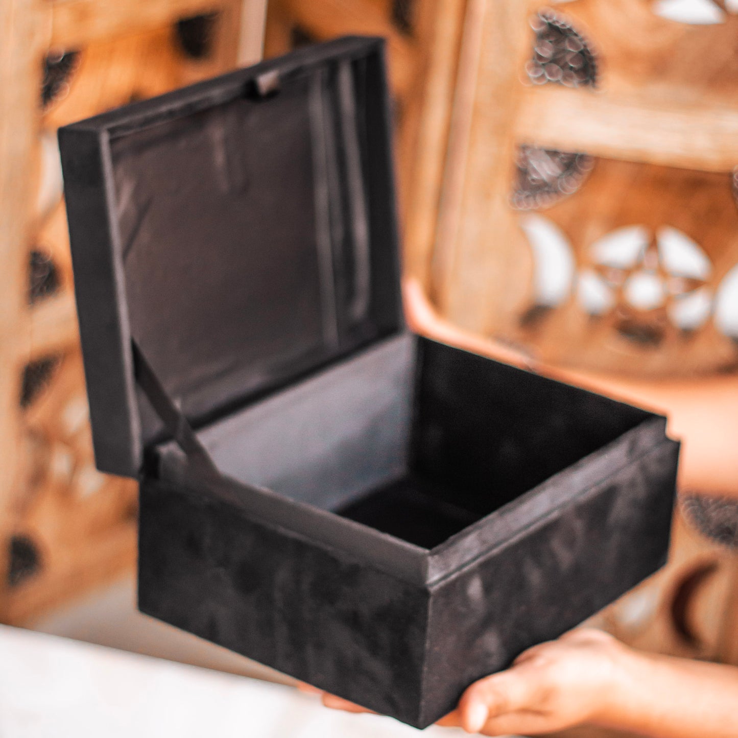 Black Velvet Box | Medium Size