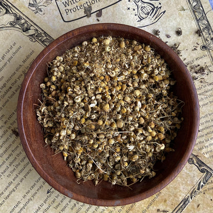 Dried Chamomile Flowers - 30 Gram Herbs & Roots
