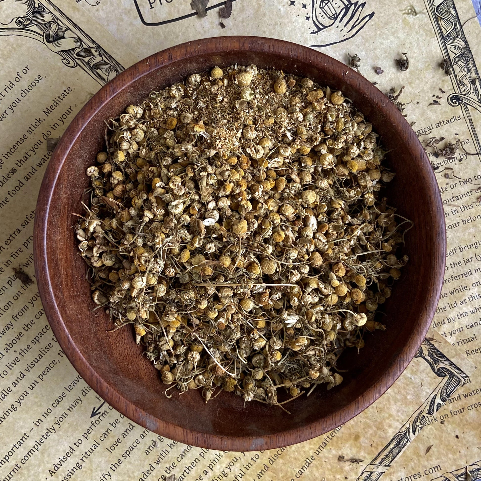 Dried Chamomile Flowers - 30 Gram Herbs & Roots