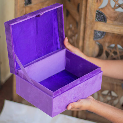 Lavender Velvet Box | Medium Size