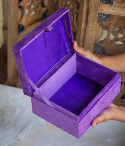 Lavender Velvet Box | Medium Size