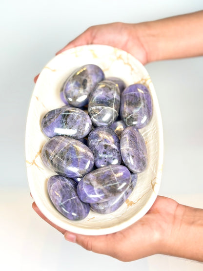 Natural Spurrite Palm Stone