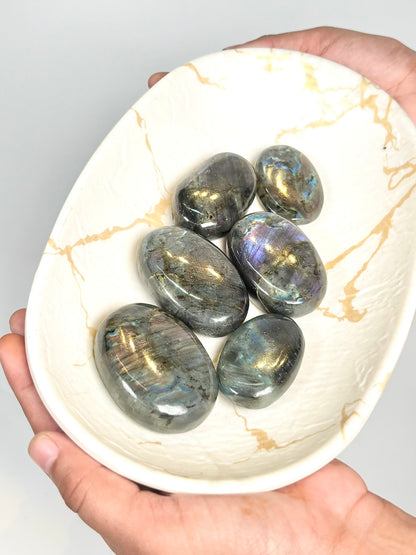 Labradorite Palm Stone – Pink & Purple Flash