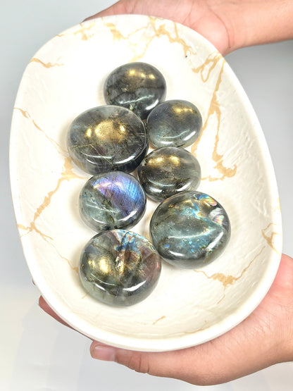 Labradorite Coin Stone – Pink, Blue & Green Flash