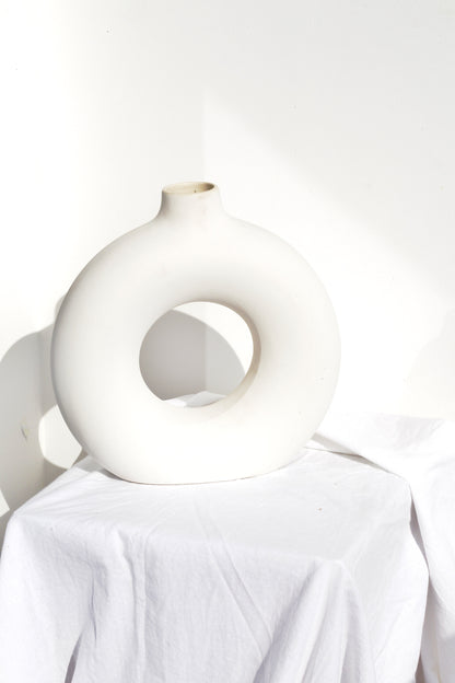 White Ceramic Rustic Matt Minimalist Donut Vase