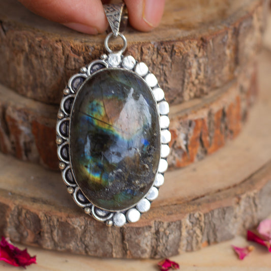 Labradorite Oxidised Pendant with Cord | Promotes Spiritual Growth