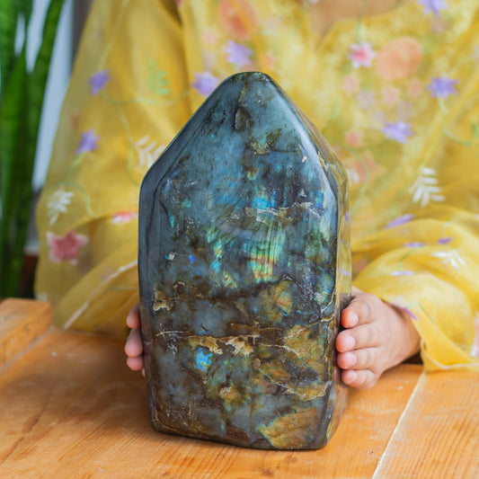 Labradorite freeform XL Size - 7.7 Kg | Spiritual Growth