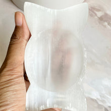 Load image into Gallery viewer, Triple Moon Selenite Bowl
