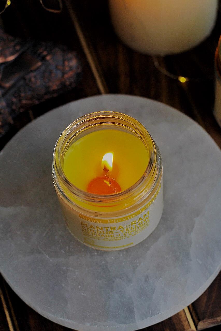 Solar Plexus Chakra Scented Candle With Crystal Tumble - Soy Wax 100 G