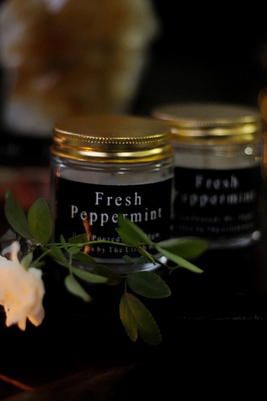Fresh Peppermint Essential Oil Candle Infused With Peppermint Flakes