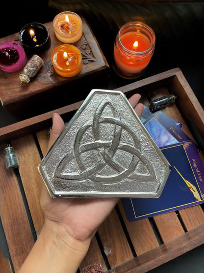 The Triquetra / Trinity Knot | Altar Tile Altarware