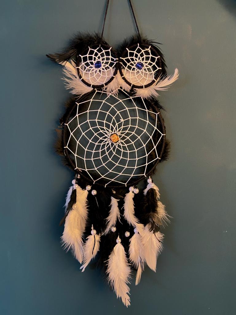 Dreamcatcher | White & Black Thread Owl