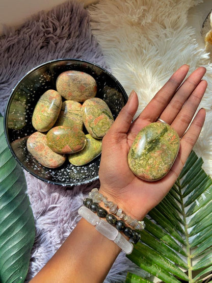 Unakite Palmstone | Helps In Activating Third Eye Chakra Crystal